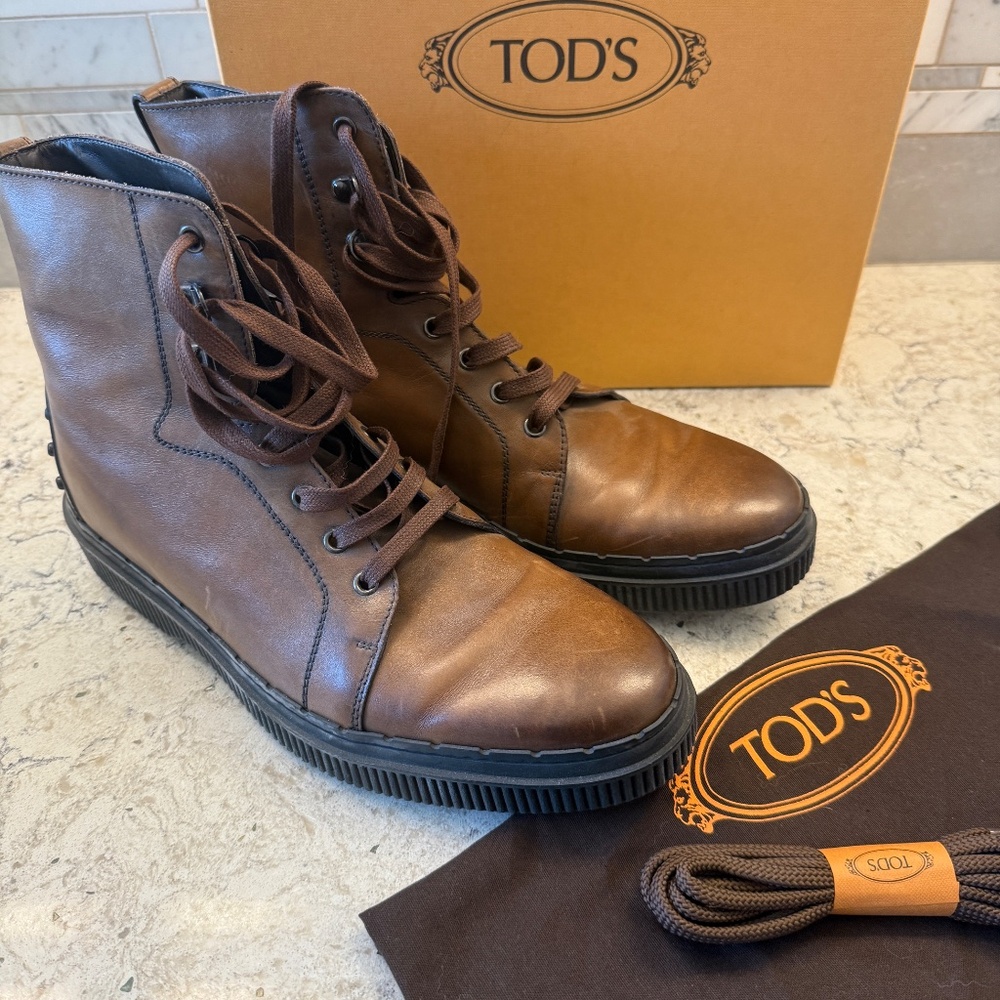Tod's‎ Italy Men's Stivaletto Brown Calfskin Leather Studded Ankle Boot -cp